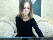 dayana_moor - showing her pert tits